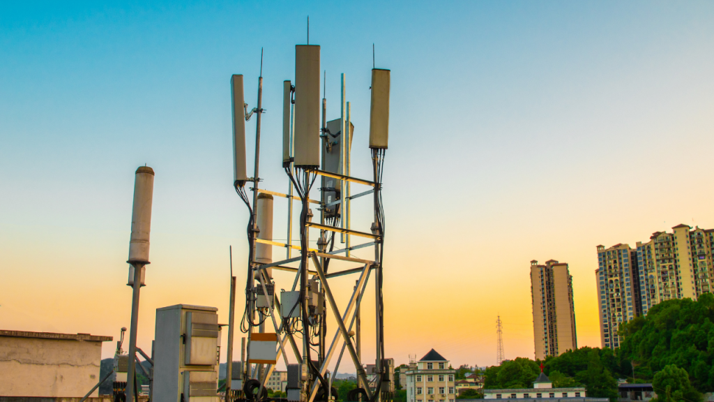 What Do 5G Cell Towers Look Like?